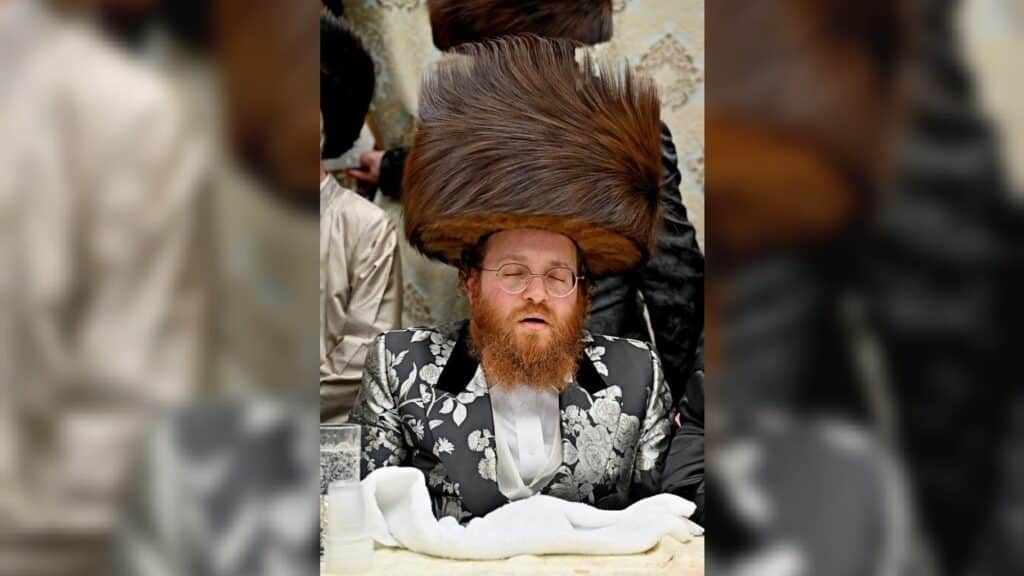 גלריה: שמחת הבר מצווה לבנו יחידו של האדמו"ר מנעשכיז