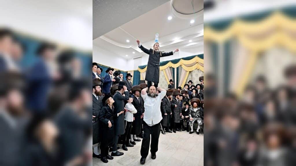 גלריה: שמחת הבר מצווה לבנו יחידו של האדמו"ר מנעשכיז