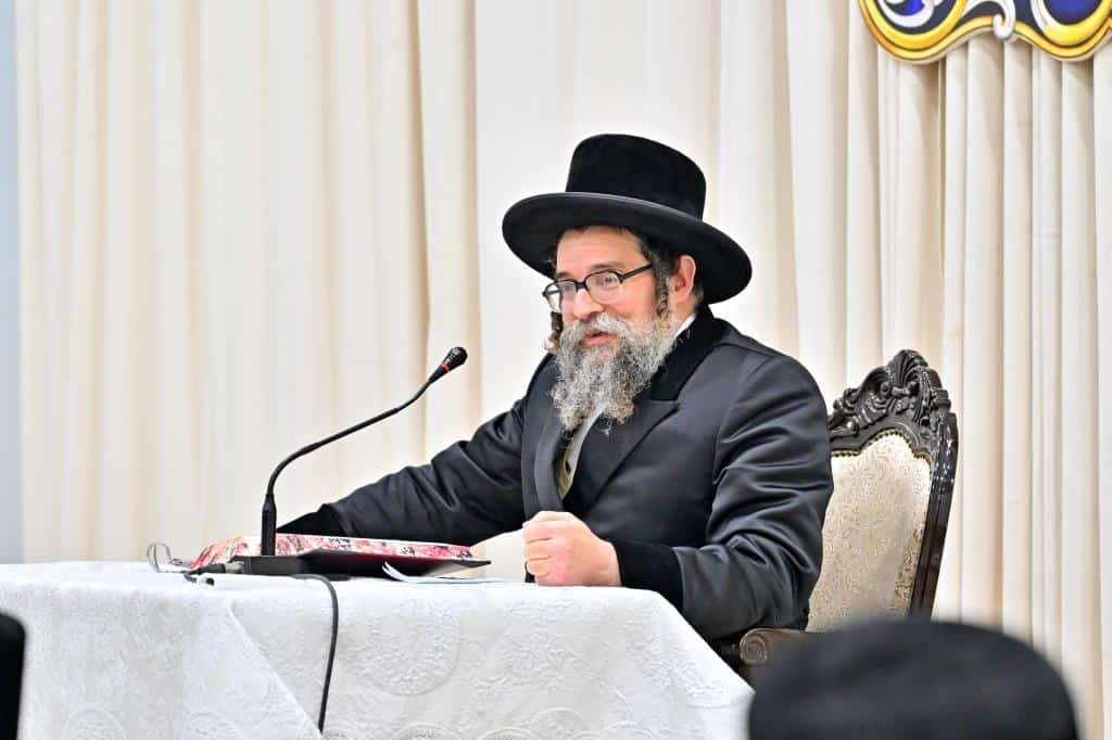 גלריה: האדמו"ר מסקולען מסר שיחת חיזוק בקהילת ספינקא