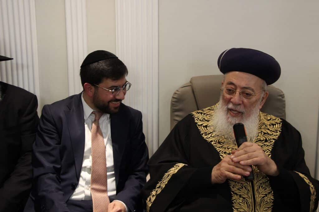 שולחן ט"ו בשבט של הגרש"מ עמאר והגר"ד יוסף