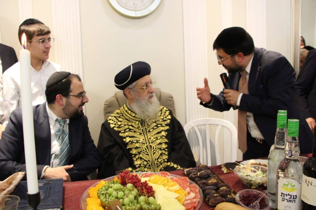 שולחן ט"ו בשבט של הגרש"מ עמאר והגר"ד יוסף