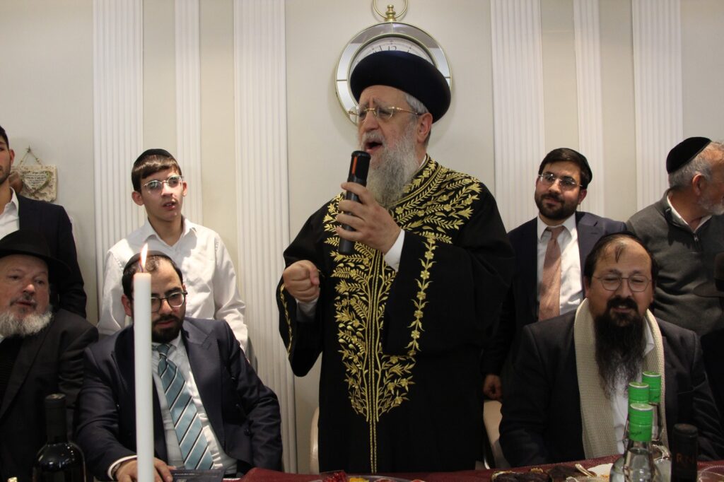 שולחן ט"ו בשבט של הגרש"מ עמאר והגר"ד יוסף