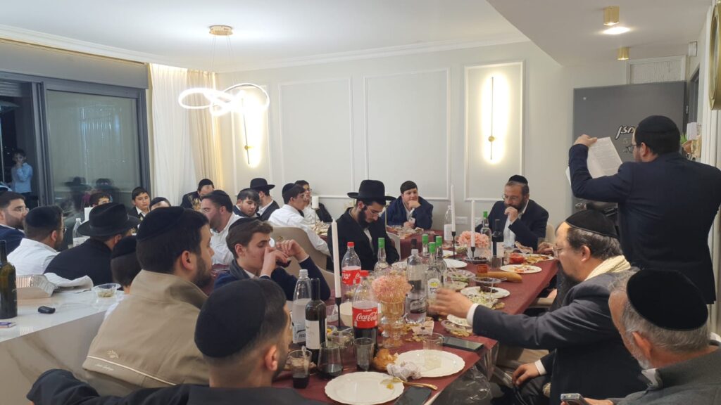 שולחן ט"ו בשבט של הגרש"מ עמאר והגר"ד יוסף