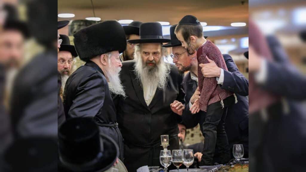 איצקוביץ': הקלידן של המלך וחגיגות המיליונים בארמון הפאר