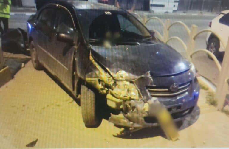 תחת שכרות: דהר בפראות ופרץ מחסום משטרתי – צפו