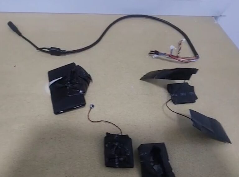 נתפסו על חם בבחינת הרישוי עם מכשירי צילום והאזנה: צפו