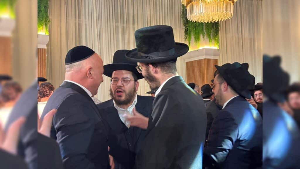 איצקוביץ': הקלידן של המלך וחגיגות המיליונים בארמון הפאר