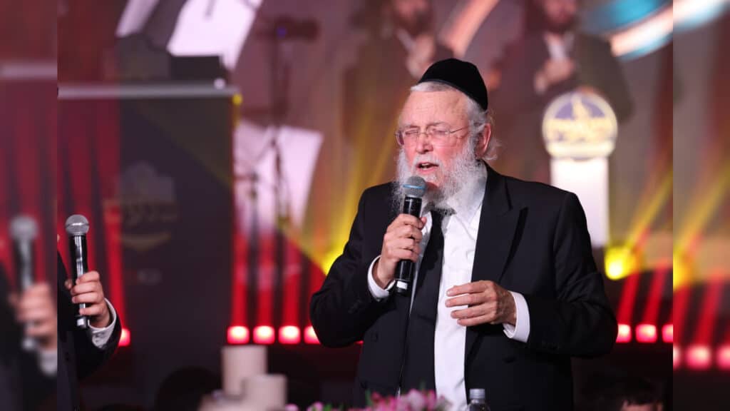 ב'אמרי נעם' ציינו 30 שנה לישיבה בכינוס בוגרים היסטורי