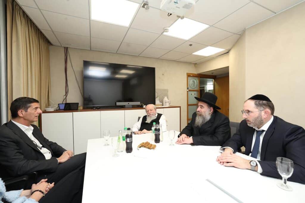 משלחת בכירי הרופאים נועדו עם גדולי הרבנים ובכירי עולם הרפואה
