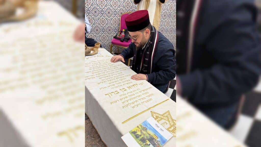 איצקוביץ': הקלידן של המלך וחגיגות המיליונים בארמון הפאר