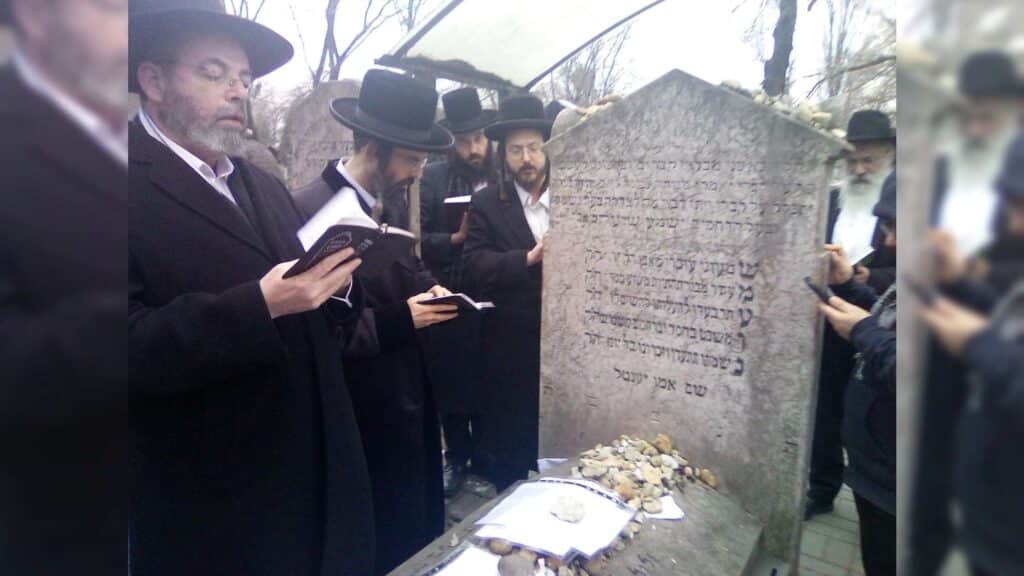 המשב"ק: המסע של 'צינור השפע' והסיור בשוק המרוקאי