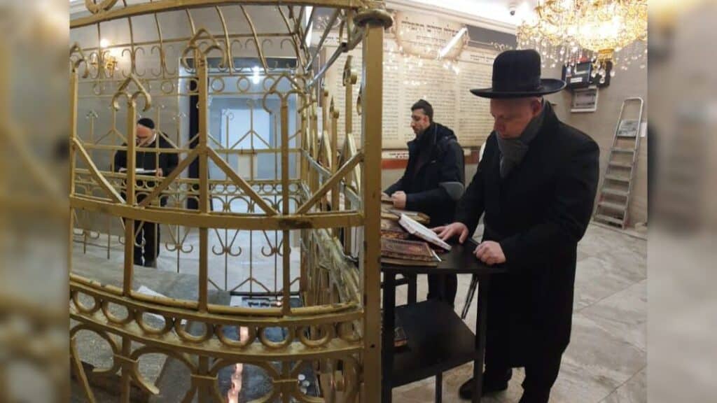 המשב"ק: המסע של 'צינור השפע' והסיור בשוק המרוקאי