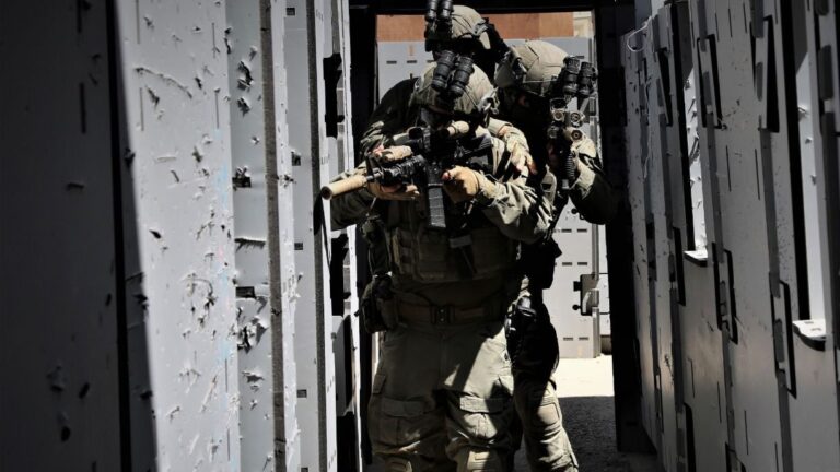 סגירת מעגל בלב ג