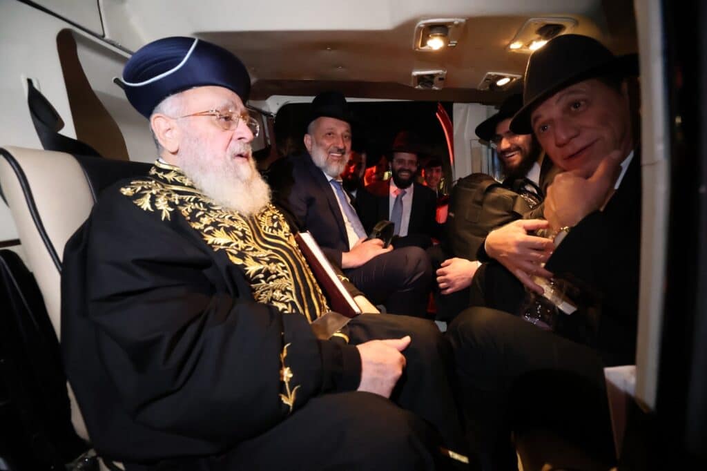 הראשון לציון ואריה דרעי שבתו עם רבני "קו ההלכה הספרדי"