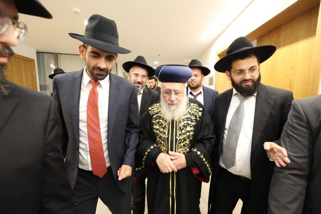 הראשון לציון ואריה דרעי שבתו עם רבני "קו ההלכה הספרדי"