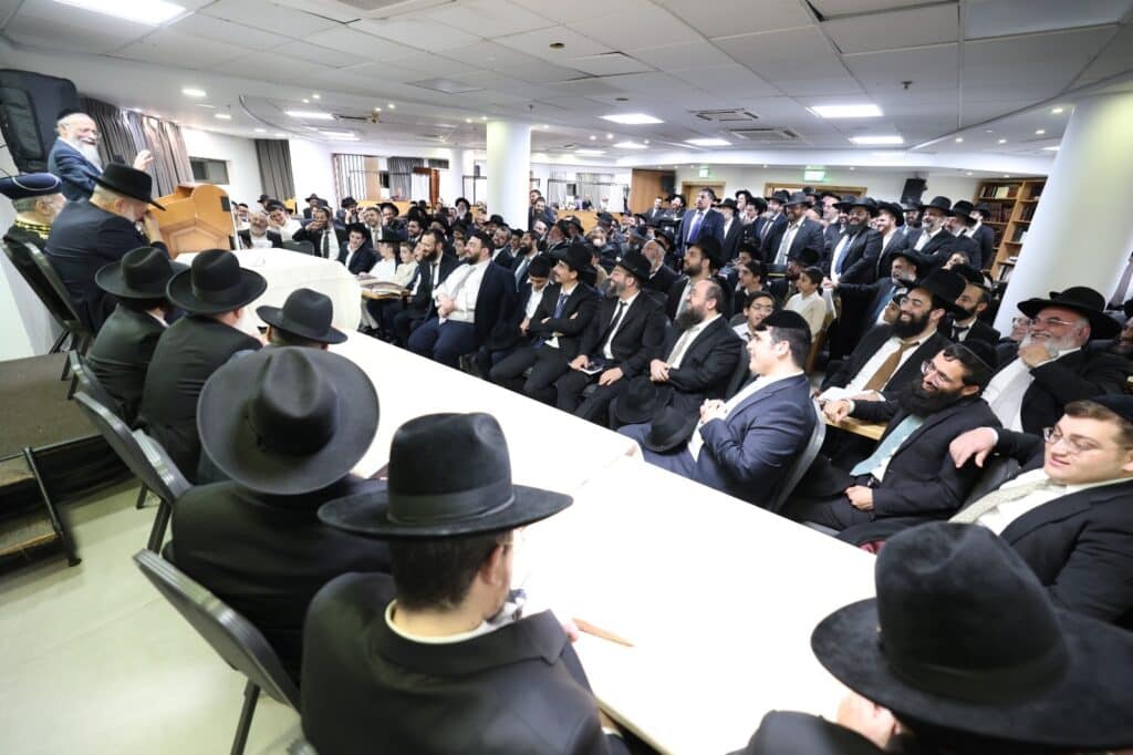 הראשון לציון ואריה דרעי שבתו עם רבני "קו ההלכה הספרדי"