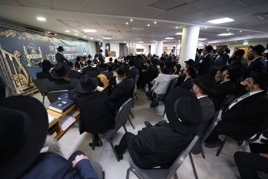 הראשון לציון ואריה דרעי שבתו עם רבני "קו ההלכה הספרדי"