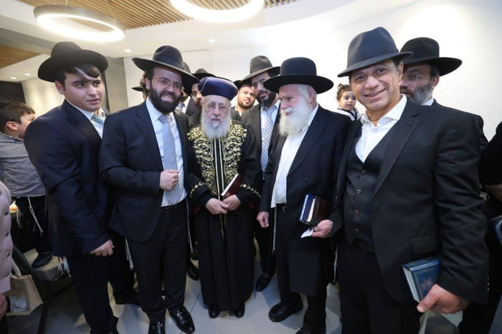 הראשון לציון ואריה דרעי שבתו עם רבני "קו ההלכה הספרדי"