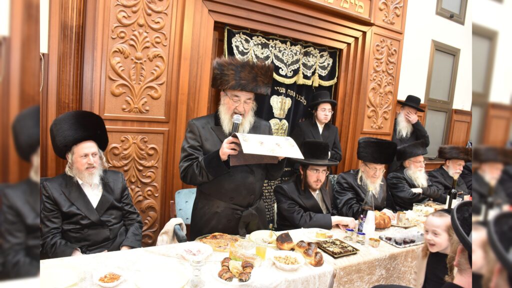 גלריית משמחת התנאים בחצרות אוזרוב טריסק - צפו