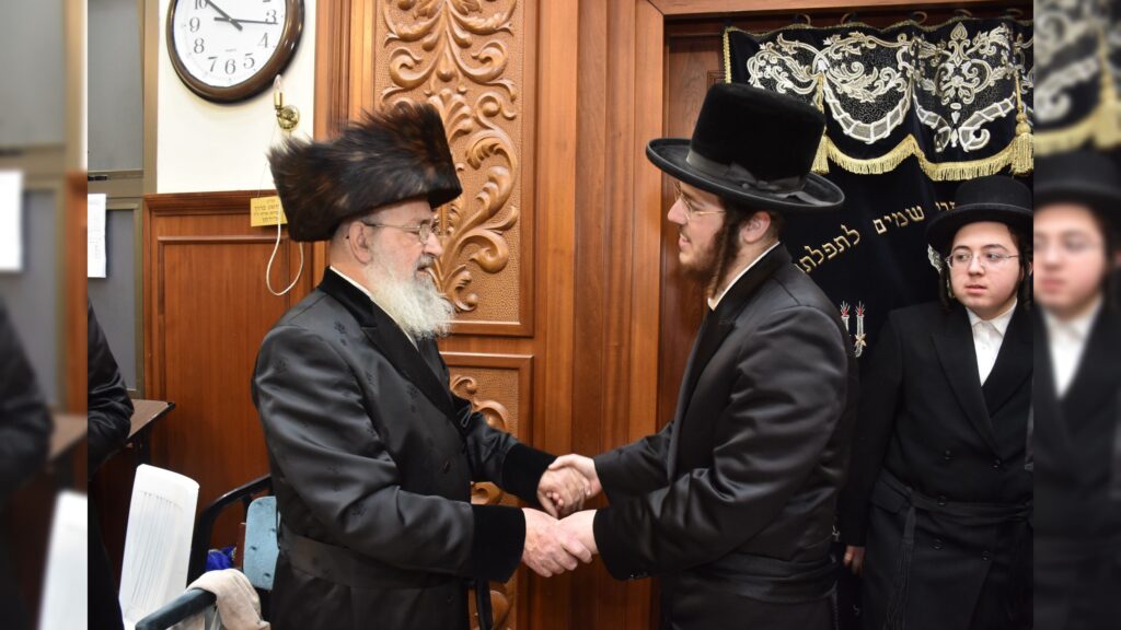 גלריית משמחת התנאים בחצרות אוזרוב טריסק - צפו