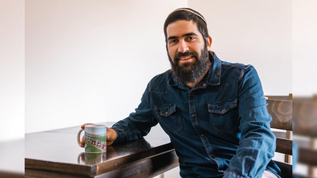 השכפ"ץ האנושי: מסע בעקבות יחידות המודיעין של יו"ש השכפ"ץ האנושי: מסע בעקבות יחידות המודיעין של יו"ש