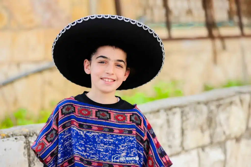 גלריה מאווירת פורים המיוחדת מסמטאות מאה שערים