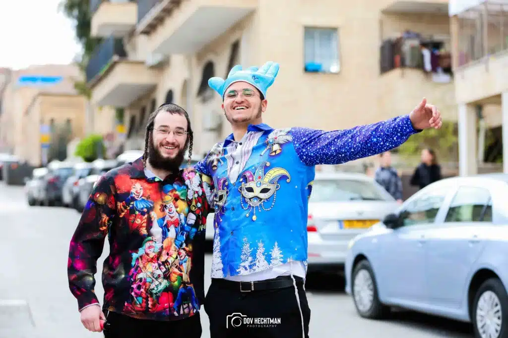 גלריה מאווירת פורים המיוחדת מסמטאות מאה שערים