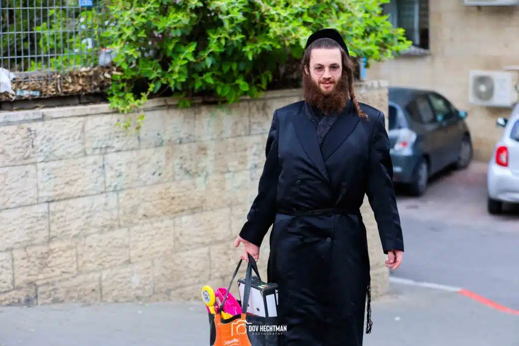 גלריה מאווירת פורים המיוחדת מסמטאות מאה שערים