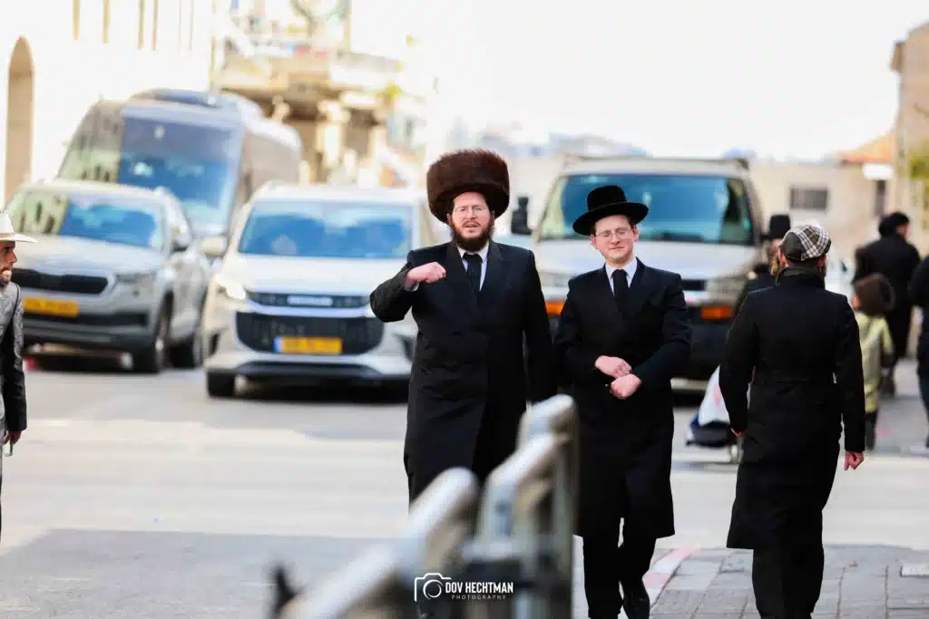 גלריה מאווירת פורים המיוחדת מסמטאות מאה שערים