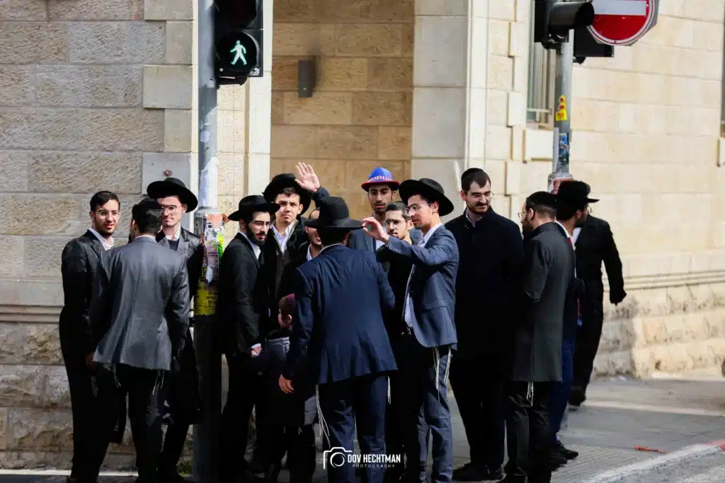 גלריה מאווירת פורים המיוחדת מסמטאות מאה שערים