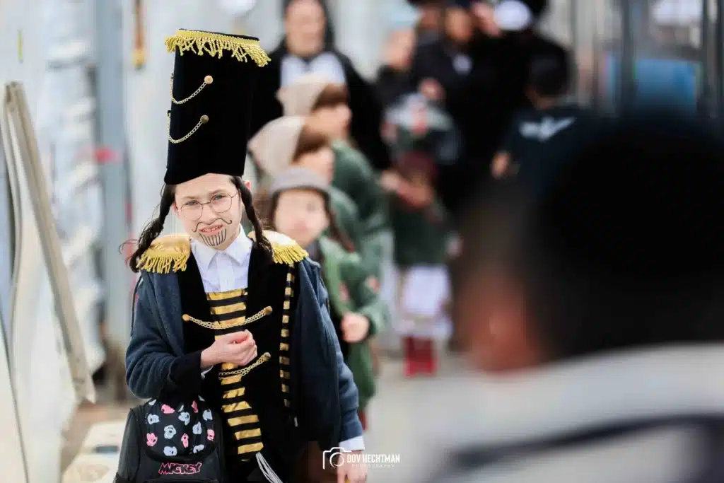 גלריה מאווירת פורים המיוחדת מסמטאות מאה שערים