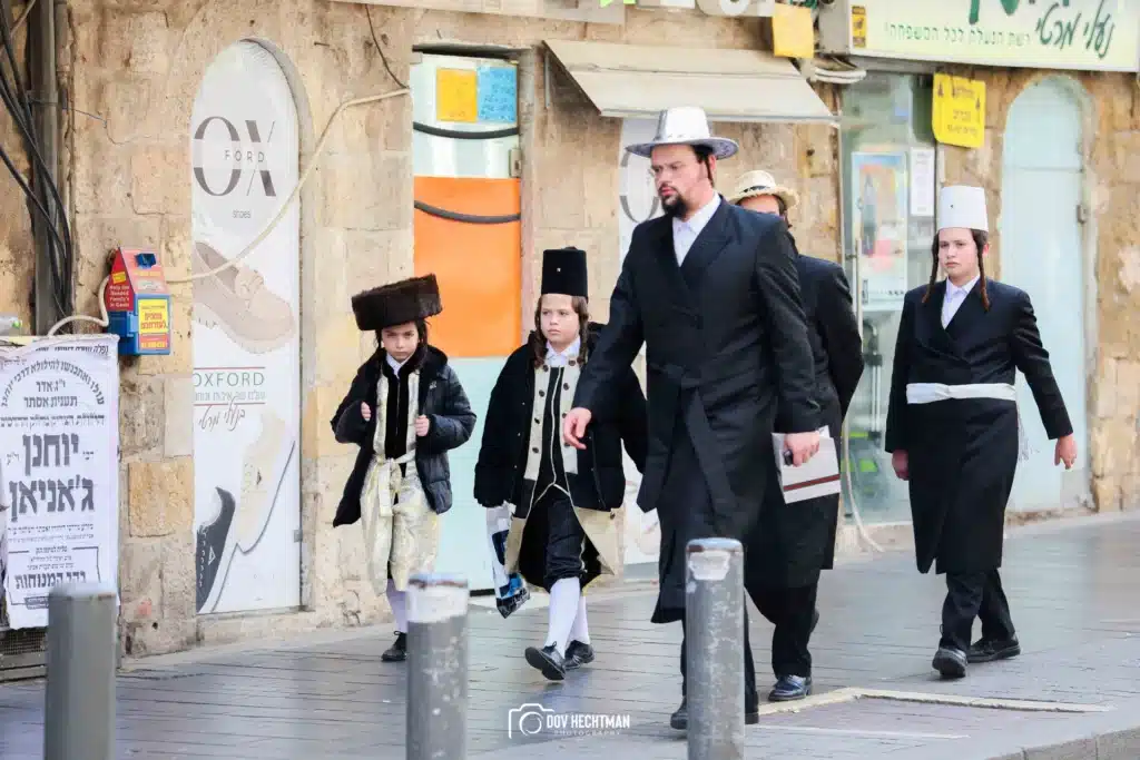 גלריה מאווירת פורים המיוחדת מסמטאות מאה שערים