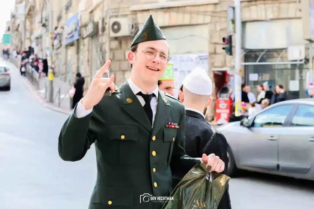 גלריה מאווירת פורים המיוחדת מסמטאות מאה שערים