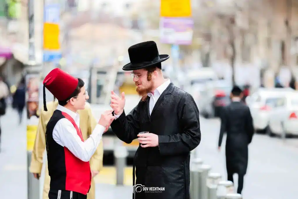 גלריה מאווירת פורים המיוחדת מסמטאות מאה שערים