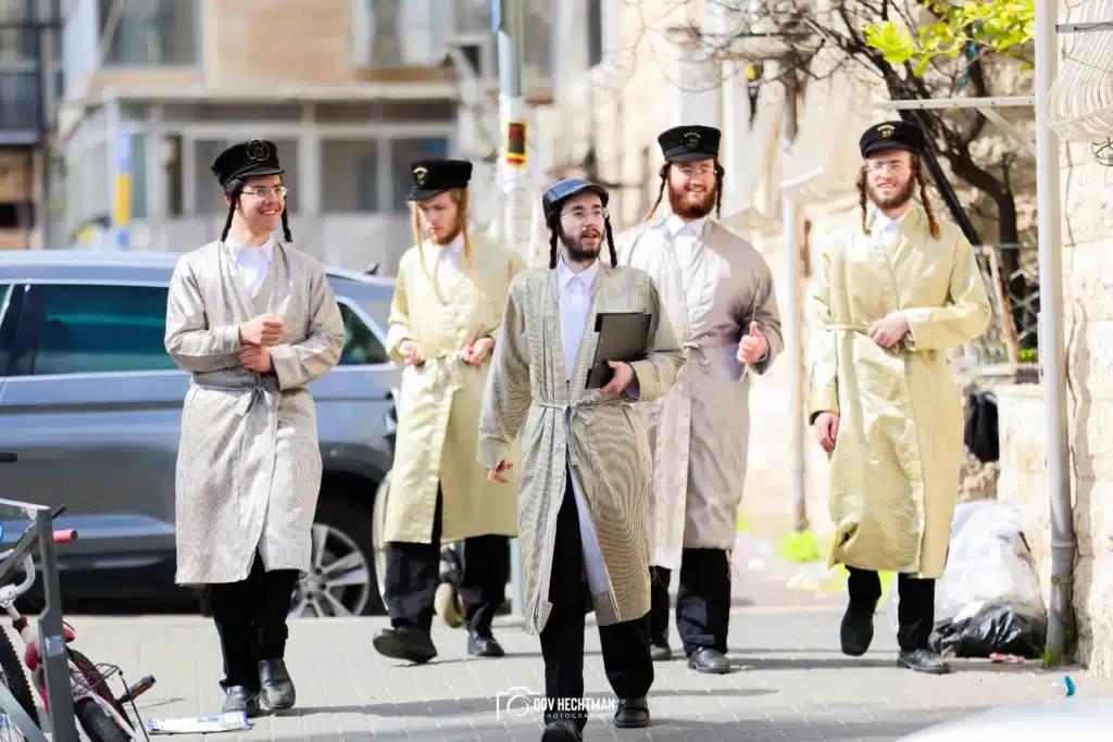 גלריה מאווירת פורים המיוחדת מסמטאות מאה שערים