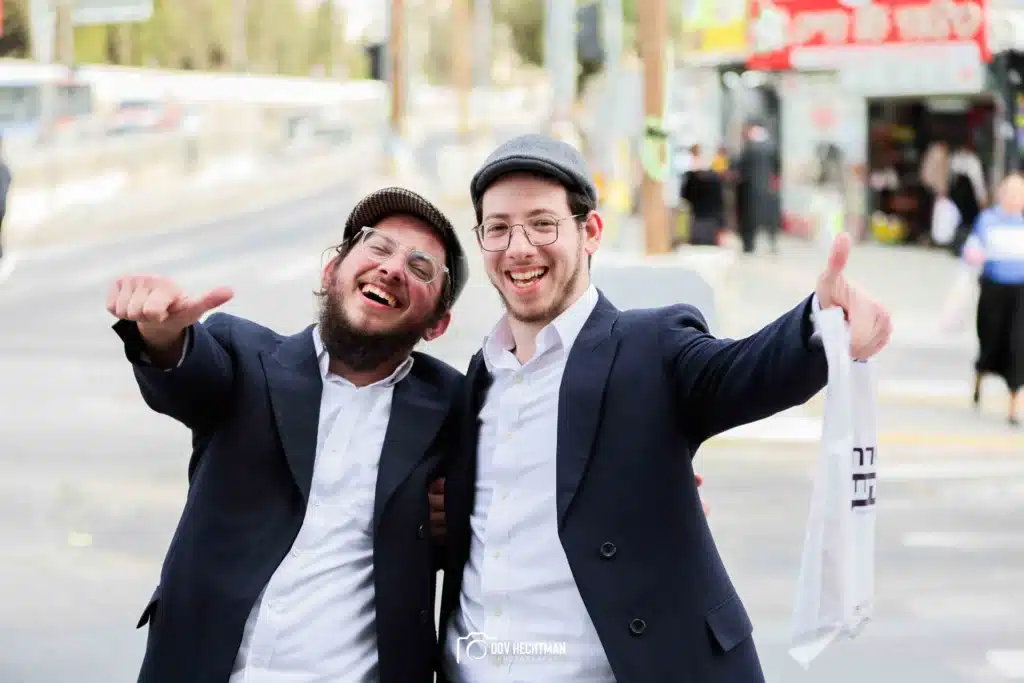 גלריה מאווירת פורים המיוחדת מסמטאות מאה שערים