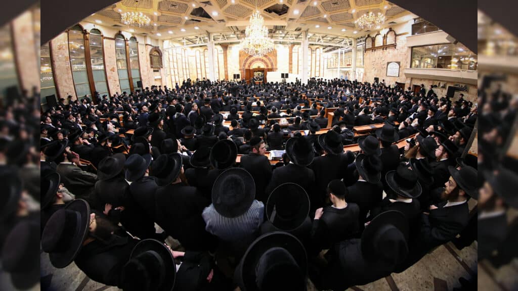 "לא מפחדים מאיראן": המתקפה החריפה של הגר"מ שטרנבוך "לא מפחדים מאיראן": המתקפה החריפה של הגר"מ שטרנבוך