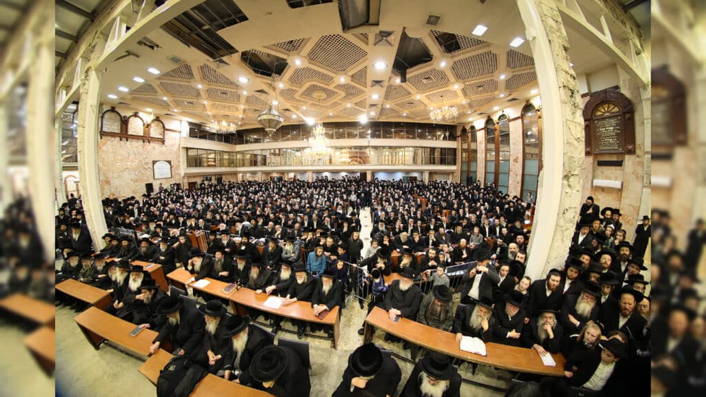 "לא מפחדים מאיראן": המתקפה החריפה של הגר"מ שטרנבוך "לא מפחדים מאיראן": המתקפה החריפה של הגר"מ שטרנבוך