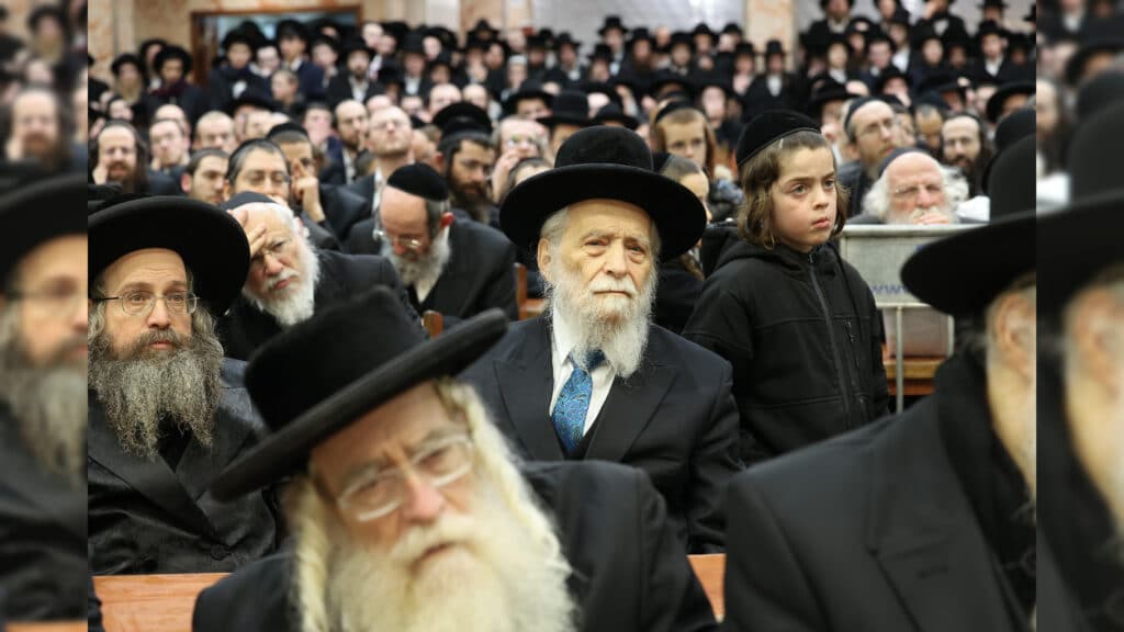 "לא מפחדים מאיראן": המתקפה החריפה של הגר"מ שטרנבוך "לא מפחדים מאיראן": המתקפה החריפה של הגר"מ שטרנבוך