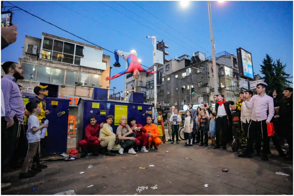 בני ברק צהלה ושמחה: גלריית שמחת פורים מהשטח