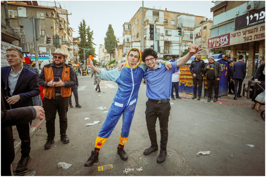 בני ברק צהלה ושמחה: גלריית שמחת פורים מהשטח