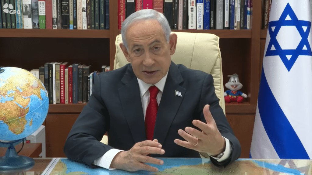 אסטרטגיית הערפל: טראמפ שוב הצליח לבלבל את כולם