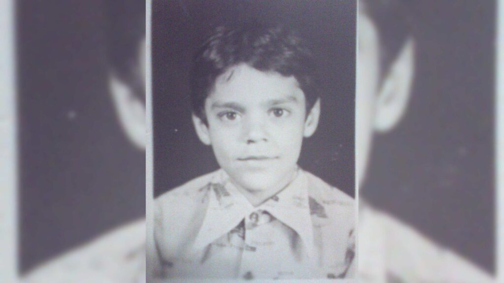 מהמרתפים של חומייני לישראל: סיפור הבריחה של קובי שירה