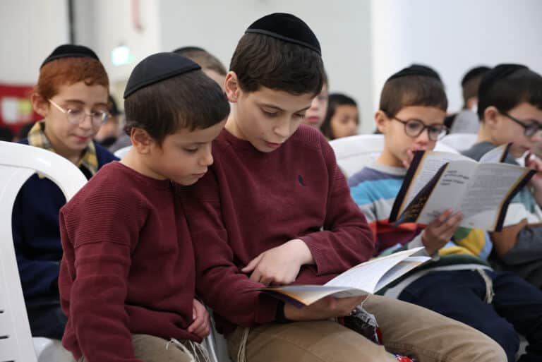 גלריה: המעמד המרטיט במעמקי האדמה ברמת שלמה