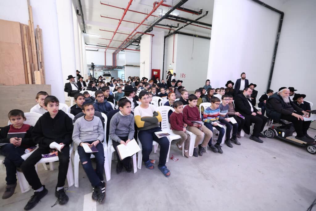 גלריה: המעמד המרטיט במעמקי האדמה ברמת שלמה