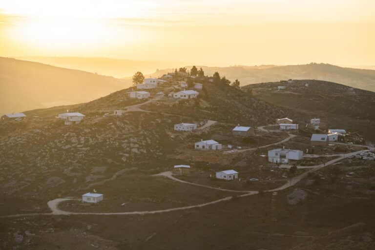 השכפ"ץ האנושי: מסע בעקבות יחידות המודיעין של יו"ש