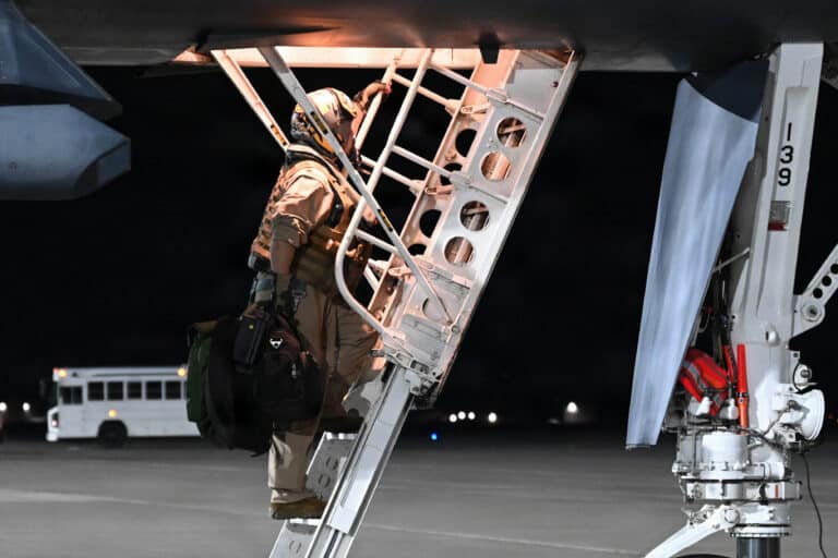 צנחנים בדרך לטהרן? תוכנית הכיבוש של הפנטגון נחשפת