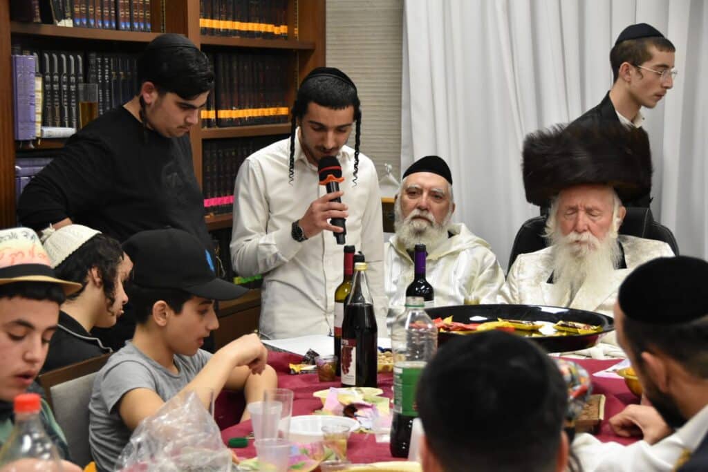 חגיגות פורים עם הגאון הרב יצחק דוד גרוסמן