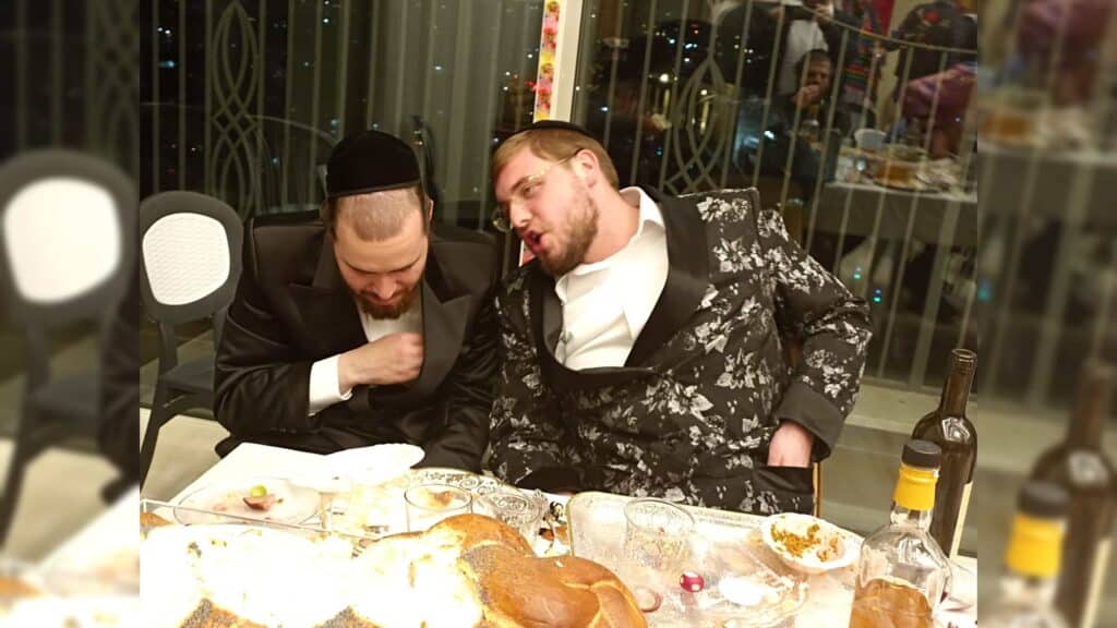 איצקוביץ': בין האזעקות לחגיגות הפורים בצל ההנחיות