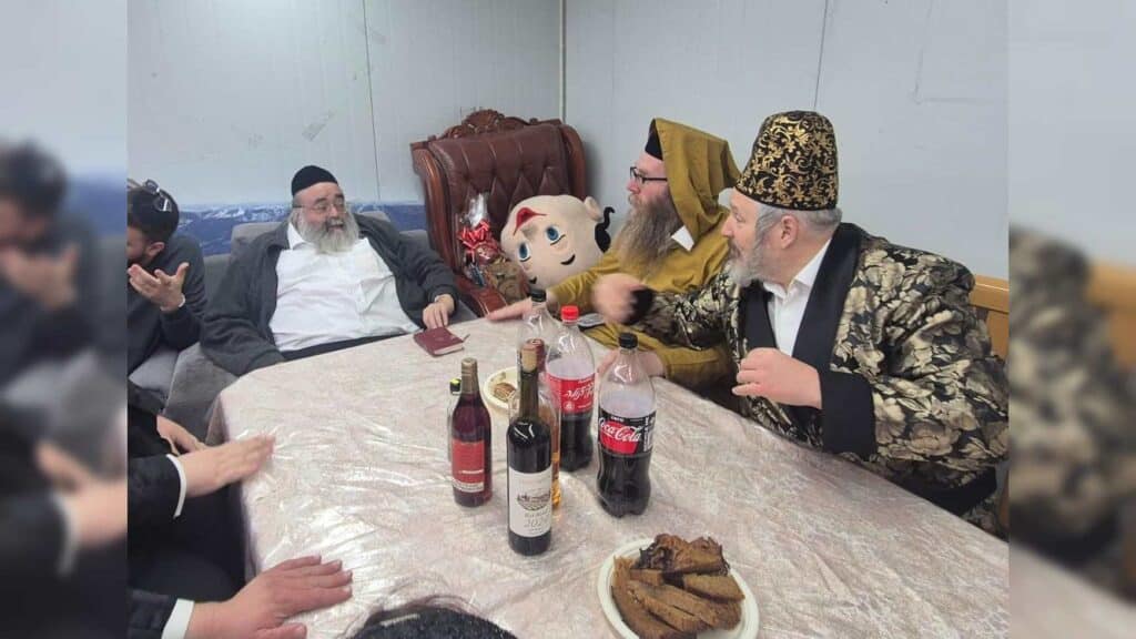 איצקוביץ': בין האזעקות לחגיגות הפורים בצל ההנחיות